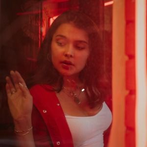 Meet your Posher, Vicky